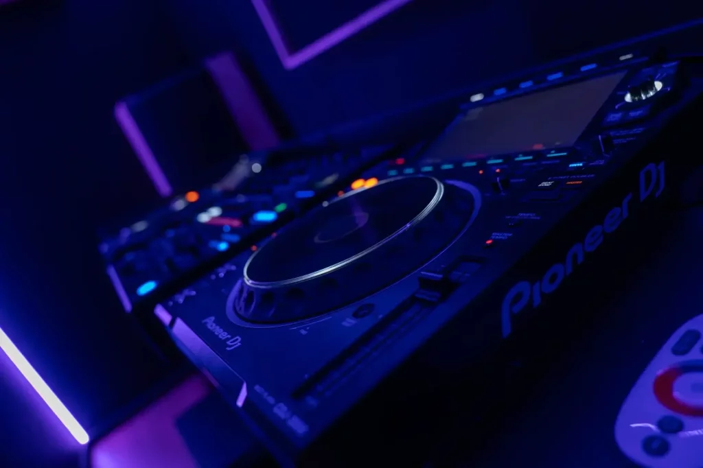 Pioneer CDJ 3000.